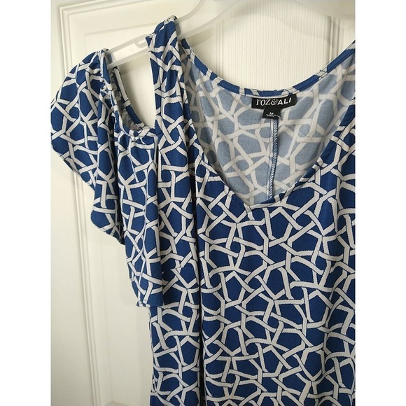 $ Roz & Ali Medium M Blue White Geometric Print Cold Shoulder Sheath Dress VNeck - Picture 8 of 10